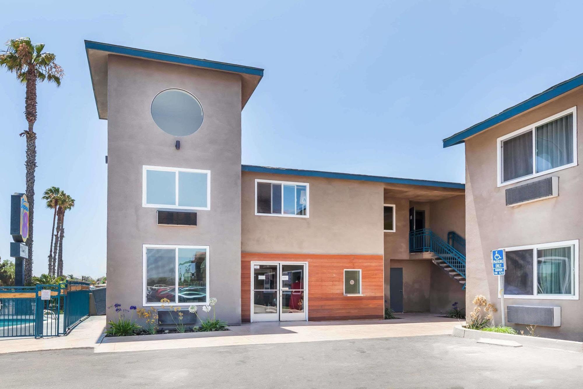 Super 8 By Wyndham San Diego/Imperial Beach 외부 사진