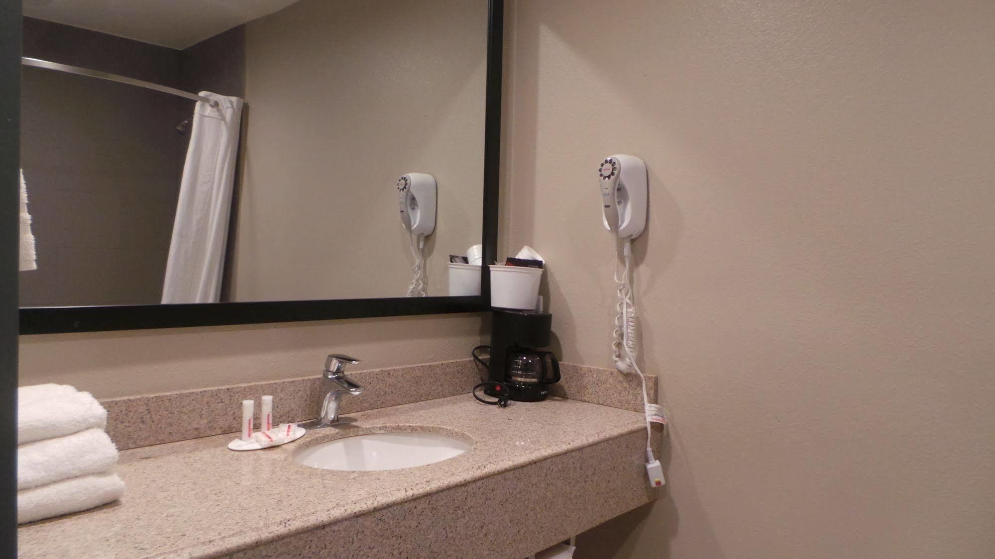 Super 8 By Wyndham San Diego/Imperial Beach 외부 사진